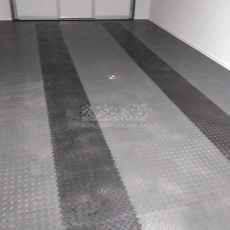 Odolná PVC podlaha do garáže Fortelock