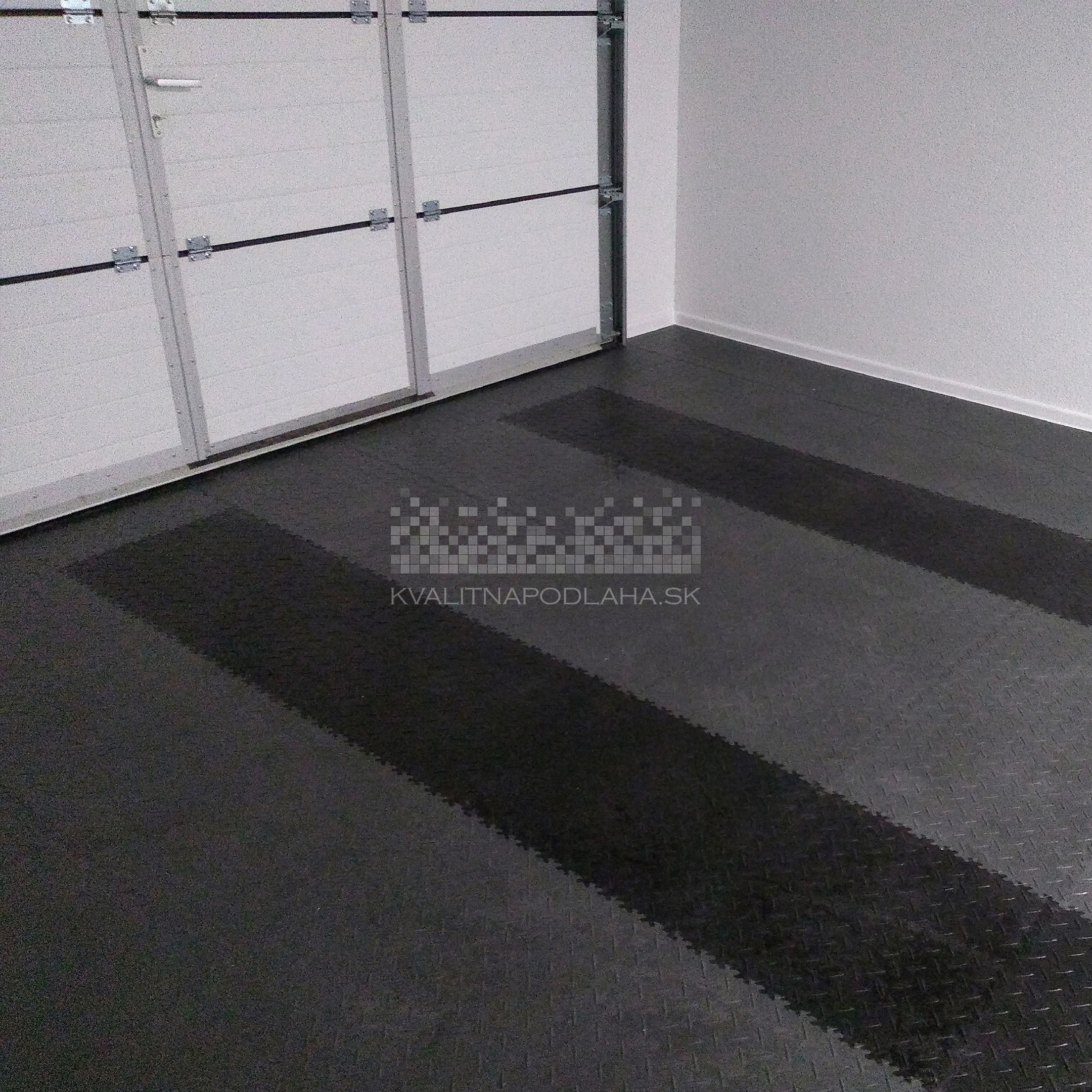 Odolná PVC podlaha do garáže Fortelock